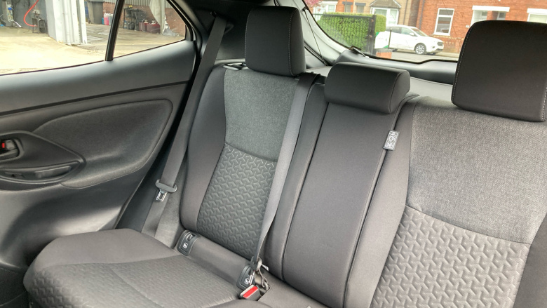 Toyota Yaris Cross 1.5 Hybrid Design 5dr CVT Hybrid Estate